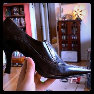 Brand new, Made in Brazil, dark brown heels